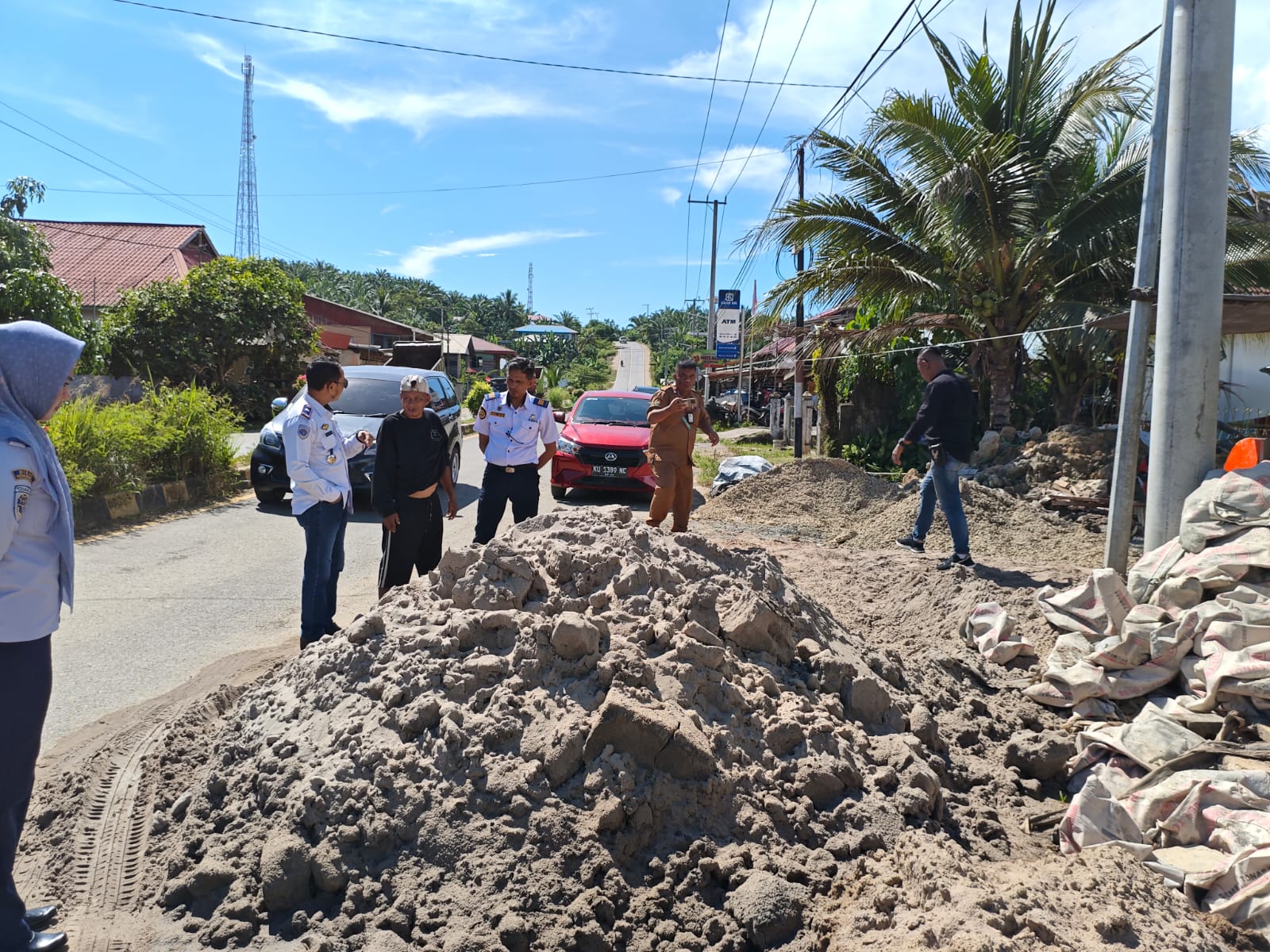 BERITA GAMBAR SIMPATIK